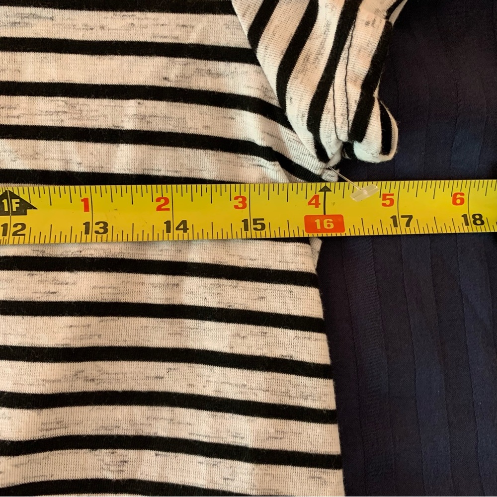 Calvin Klein Performance Quick Dry Striped Shirt Size Small - Picture 3 of 6